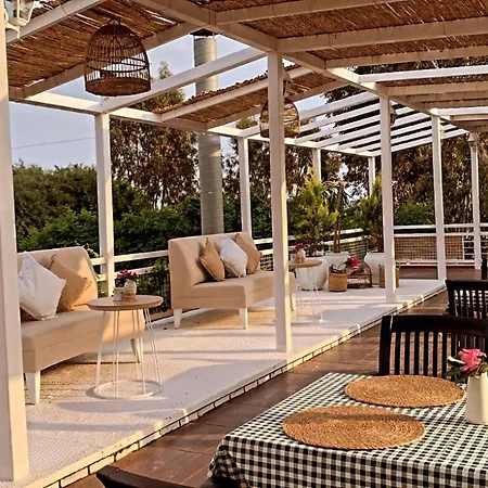 Club Beyy 4* イズミル