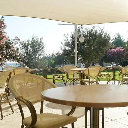 Hotel Club Beyy 4*