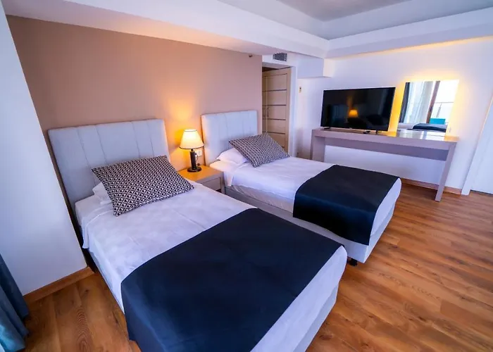 Hotell Club Beyy 4*