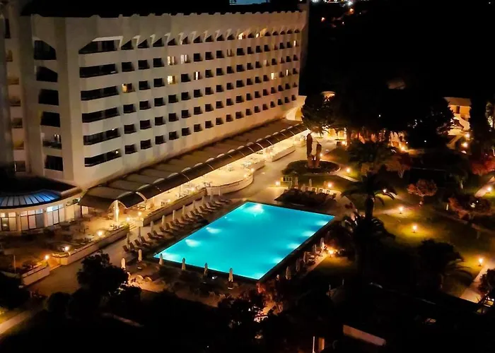 Hotell Club Beyy 4*